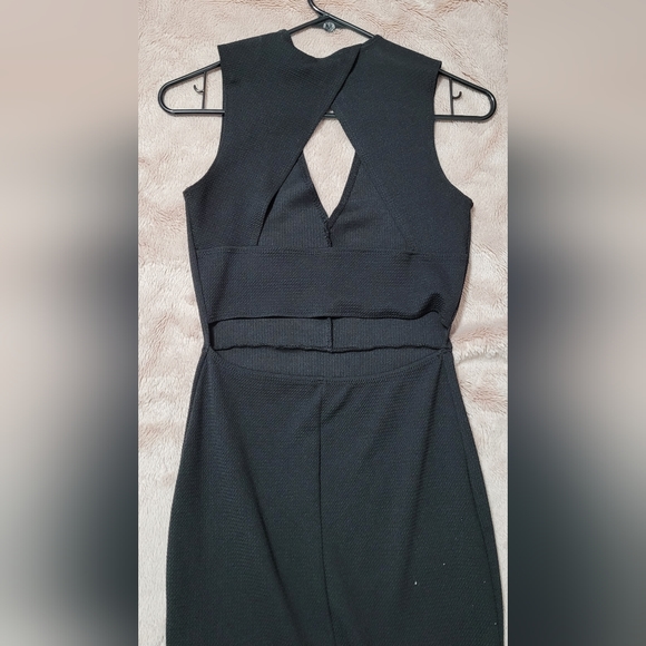 Black elegant dress - Picture 2 of 2